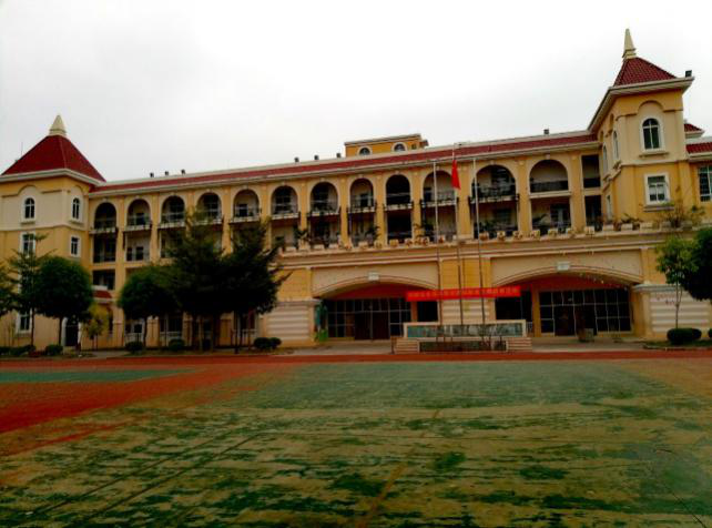 南宁华度检测科技有限公司到富乐小学、九曲湾小学开展能源审计工作